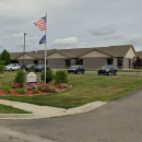 Hundreds turn out for meeting about housing young migrants in Alma