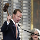 Texas legislators commence special session