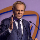 Tusk’s return fires starting gun on Polish election campaign