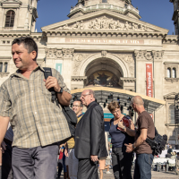 Meeting Hungary’s Strongman, Pope Treads a Fine Line With an Embattled Leader