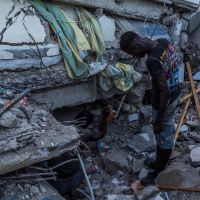 Haiti Live Updates: Search for Survivors After Quake Kills More Than 700