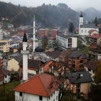 Bosnians worried push to create Serb army may prompt violence