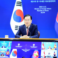 FM to court ASEAN countries amid thaw with N. Korea