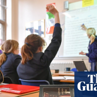 All families on universal credit should get free school meals, says ex-children’s tsar