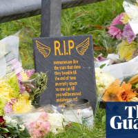 Plymouth shooting: police must explain return of gunman’s licence, says Starmer