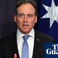 Greg Hunt suggests Queensland premier has ‘misled the public’ as hospital funding dispute heats up