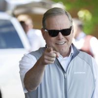 Warner Bros. Discovery leadership team draws ire over diversity – The Boston Globe