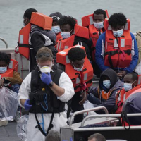 Record 592 migrants cross the English Channel from France
