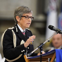 Harriet Harman calls for under-fire Met chief to RESIGN