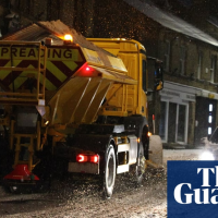 Councils fear gritter driver shortage this winter