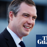 Office for Students chair speaks at same event as denounced racist