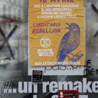 French election: Macron in pole position, Le Pen racing hard