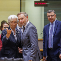 Senior EU official weighs in on seizure of Russian assets  —  RT Russia & Former Soviet Union