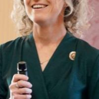 Virginia GOP voters to settle crowded congressional runoffs