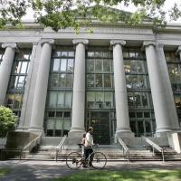 Harvard Law School Cancels Coat-of-Arms Over Slavery