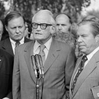 Letter: My vote only goes to those who meet my standard of loyal government service