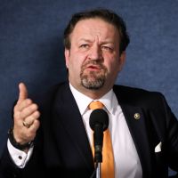 Mar-a-Lago Raid Shows Why FBI Must Be Dismantled, Says Dr. Seb Gorka