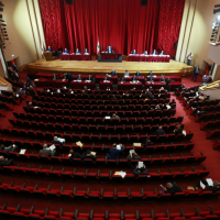 Critics walk out as Lebanon parliament reaffirms March 2022 poll