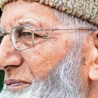 Video Shows Geelani’s Body In Pak Flag, Family Booked Under UAPA