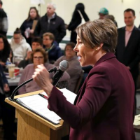 With few specifics and lots of support, Maura Healey leads the race for Mass. governor. But it’s (very) early yet. – The Boston Globe