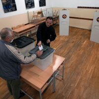 Kosovo votes in municipal elections, focus at Pristina race