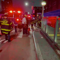 Hundreds evacuated from subway trains after power outage