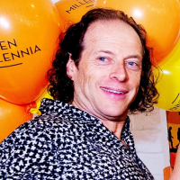 Millionaire boss gives £20k bonuses & allows staff to use holiday homes