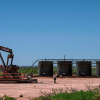 Critics Say Big Oil Would Benefit From Bipartisan Bill’s Taxpayer-Funded Cleanup