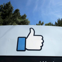 Facebook to hire 10,000 workers in Europe to build ‘metaverse’
