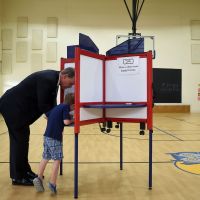 Kerry Donley, former Alexandria mayor, dies at 66