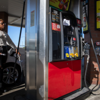 Putin’s war and high gas prices hand Democrats an opening on climate