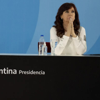 Argentina court drops cover-up claim against ex-president