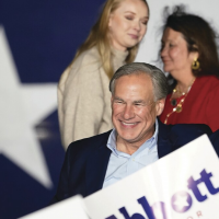 Republican Greg Abbott will face Democrat Beto O’Rourke in November
