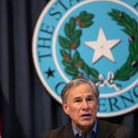 Federal judge temporarily blocks Texas order restricting transport of migrants