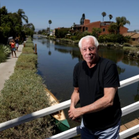 A fraud conviction ended his battles for civil rights. 14 years later, Stephen Yagman is back