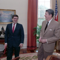 Kenneth M. Duberstein, President Reagan’s final chief of staff, dies at 77