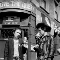 The Sex Pistols’ Steve Jones Looks Back on the Punk Mayhem