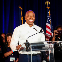 Eric Adams brings glamour and gravitas back to Gracie Mansion