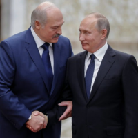 German Minister Holds Russia Responsible for Belarus Migrant Surge