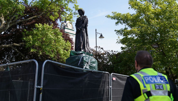 Margaret Thatcher statue egged shortly after unveiling