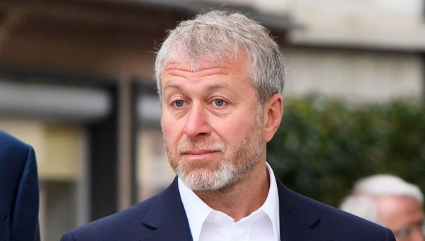 Roman Abramovich ‘rejected’ £2.5bn offer to buy Chelsea and stands firm on price