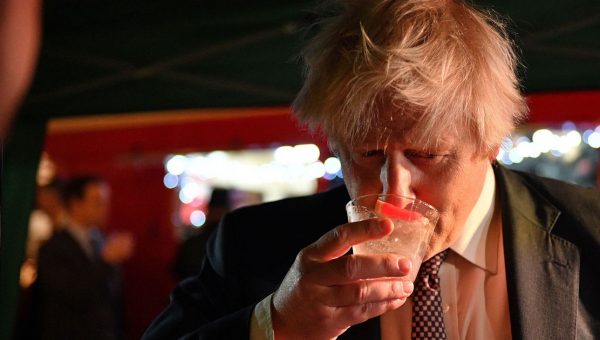 Livid Tory MPs, voters, and donor turn on Boris Johnson – ‘sort it out or quit’