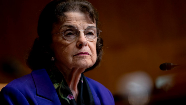 Lawmakers Say Dianne Feinstein's Mental Fitness Rapidly Worsening, Report Claims