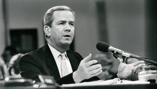 Robert C. McFarlane, Top Reagan Aide in Iran-Contra Affair, Dies at 84