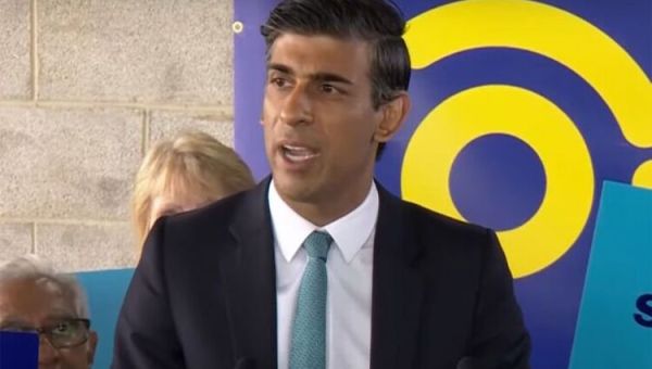 ‘UK needs someone who voted for Brexit’ Sunak delivers huge blow to Truss in brazen speech