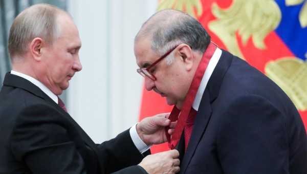 Alisher Usmanov breaks silence with statement as Everton pressured to cut ties