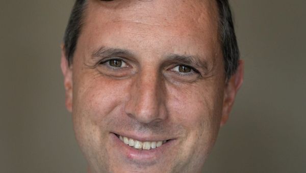 Seth Magaziner in line for Democratic nomination to face Allan Fung for seat in Congress