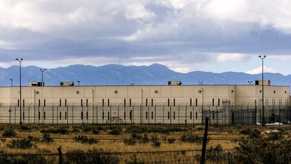 DHS inspector general calls for detainees to be moved from ‘unsanitary’ ICE facility