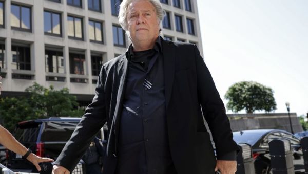 Watch: Honig explains why this means more legal trouble for Steve Bannon  | CNN Politics