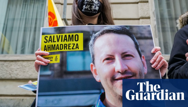 Iran arrests French couple and threatens to execute Swedish-Iranian